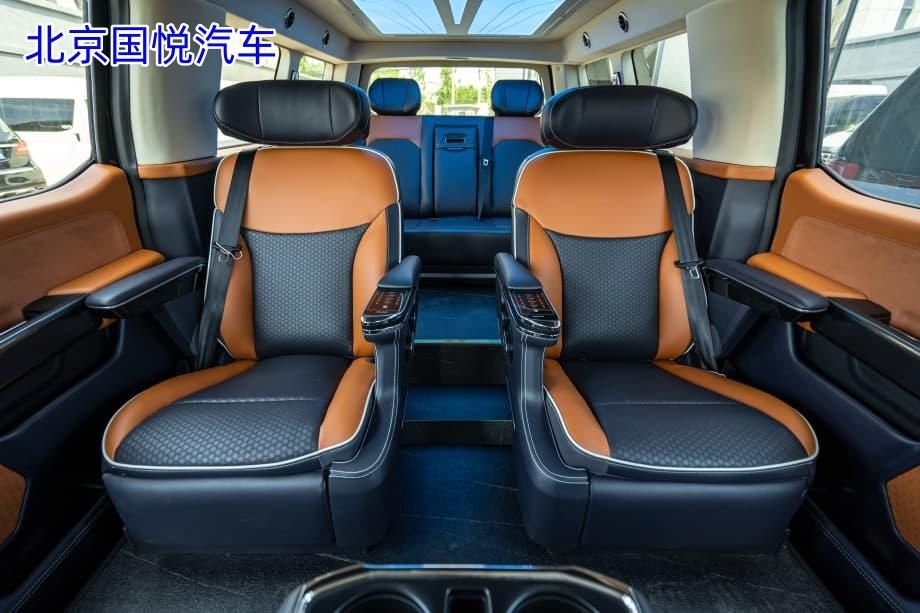 平顶版东莞落地多少钱J9九游会福特勇猛者(图14)