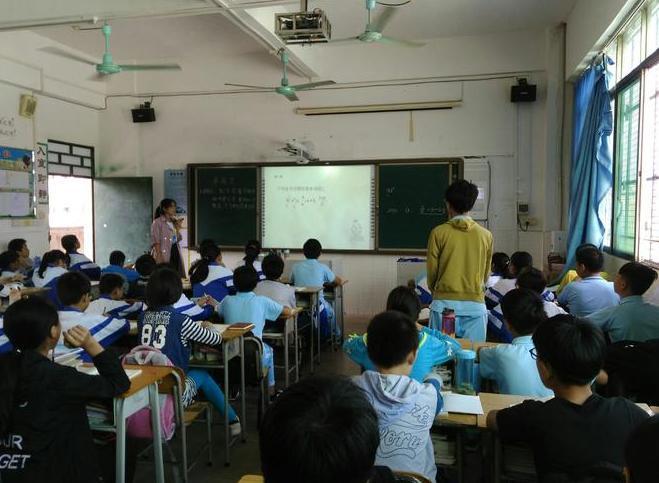 行为惹众怒老师回应更多细节流出九游会反转！向老师滋水后续家长(图6)